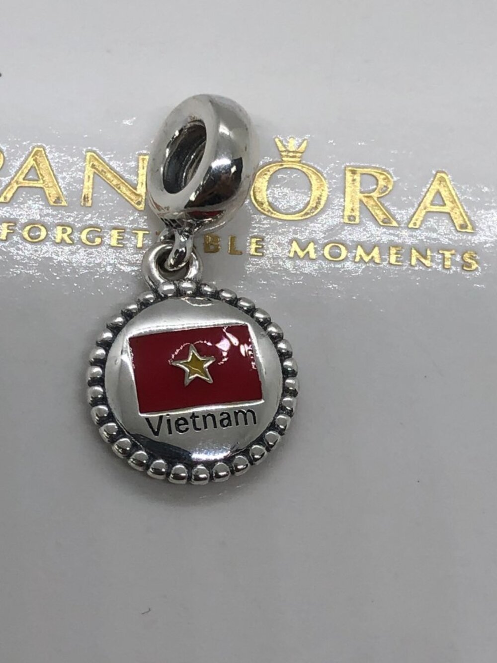 ✨🔥Pandora Vietnam Flag Charm